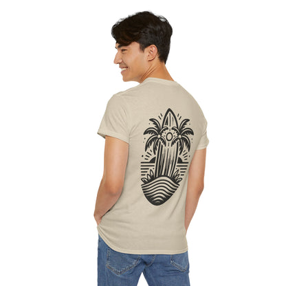 Surfboard & Palm Trees T-Shirt: Ride the Waves in Style - Gildan 5000