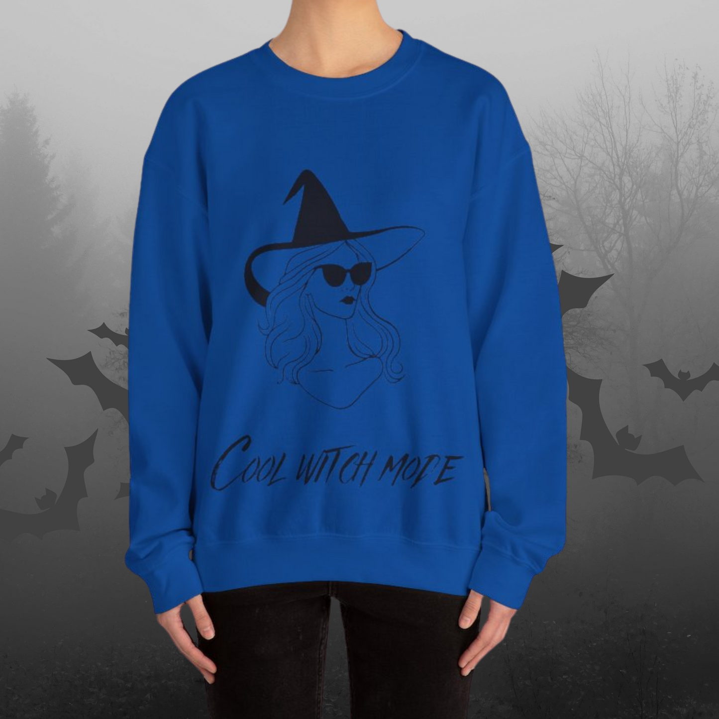 Sweatshirt mit Rundhalsausschnitt „Cool Witch Mode“ – Gildan